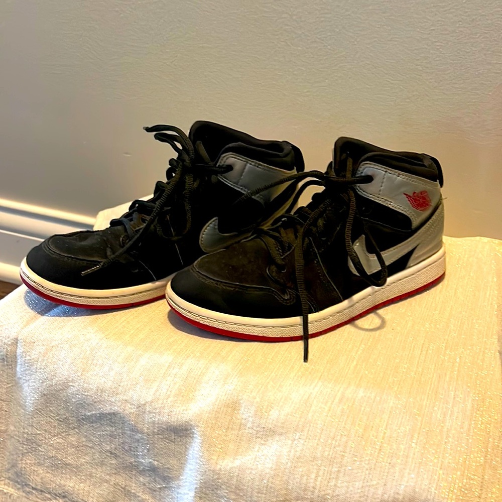 Little boys Nike Air Jordon Basketball Shoes